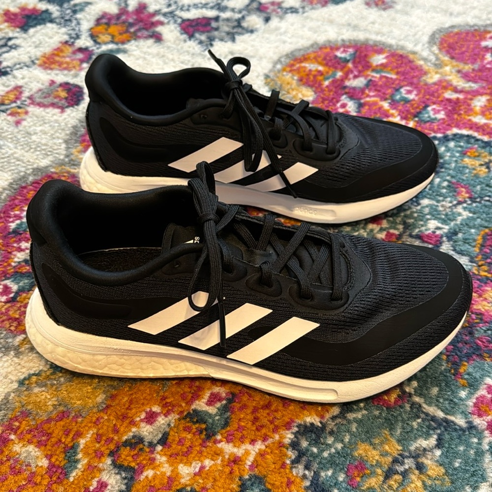 Adidas Supernova Womens Sneakers. Size 7.5. EUC!